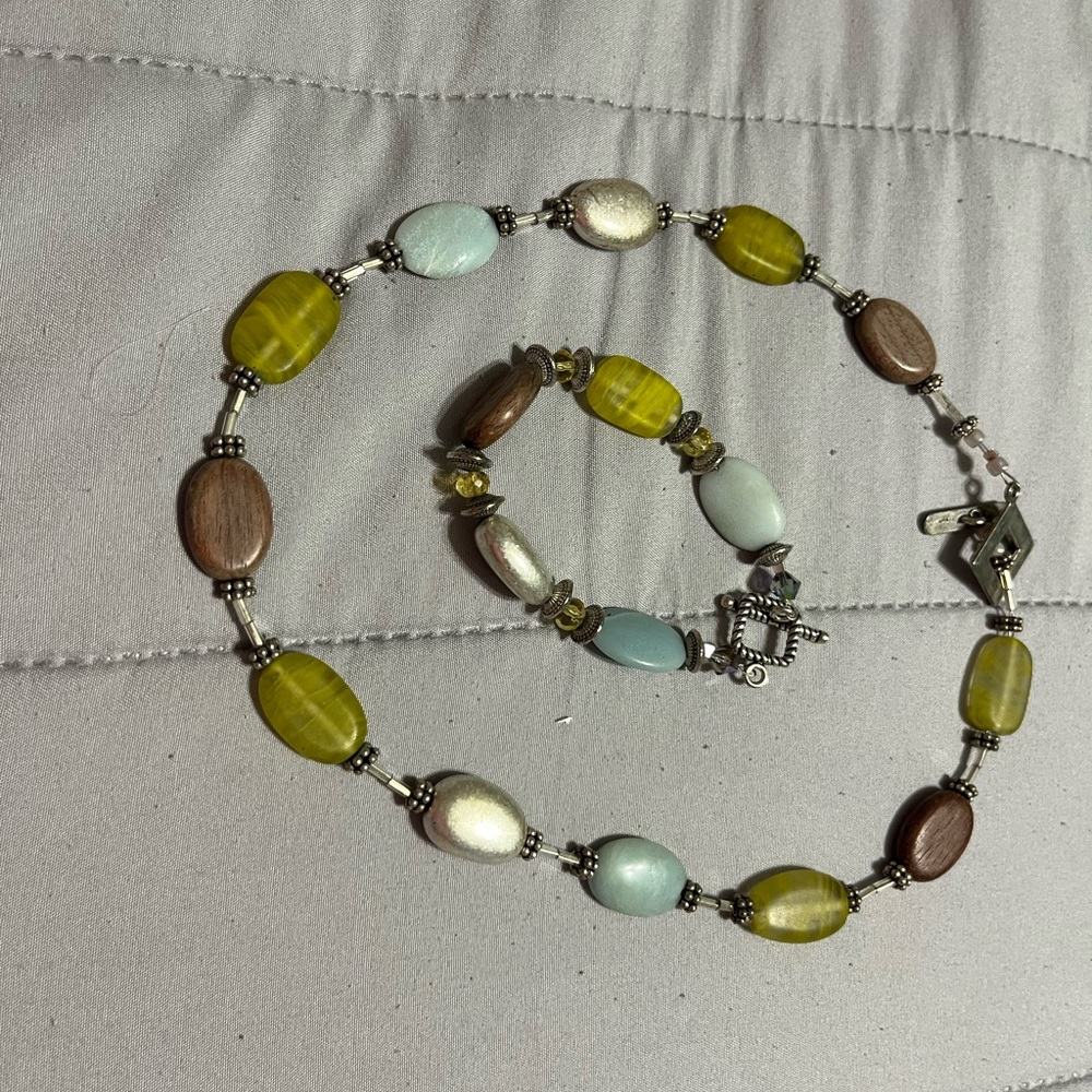 Brown and Green Beaded Necklace with Oval Design